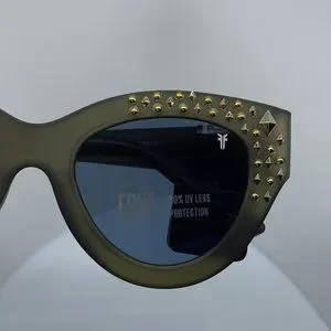 Frye 100% UV Lens Protection Studded Cat-Eye
Sunglasses ? FRYE & CO Women main image 3